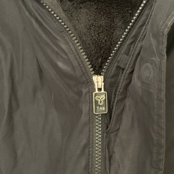 SOLD TNA Aritzia Avoriaz Parka - Picture 4 of 6